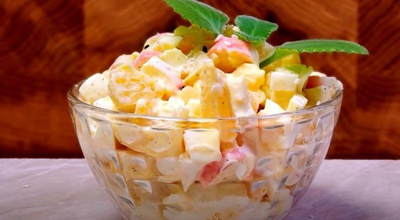 салат королевский с крабовыми палочками