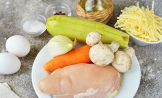 продукты для запеканки из кабачков с курицей и грибами