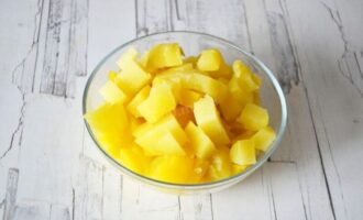нарезанный на кубики вареный картофель