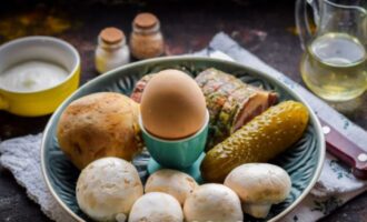 продукты для салата с бужениной и шампиньонами