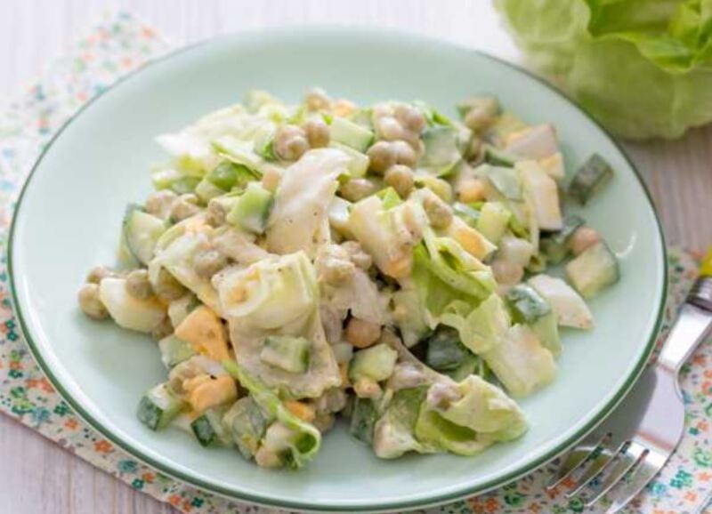салат из огурцов горошка и яиц