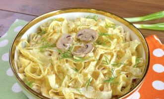 украсьте салат на свой вкус