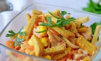 рецепт салата с корейской морковью и сухариками