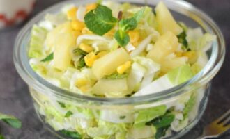 рецепт салата с пекинской капустой и ананасами